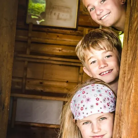 Urlaubsland Sonnfeld * Флахау